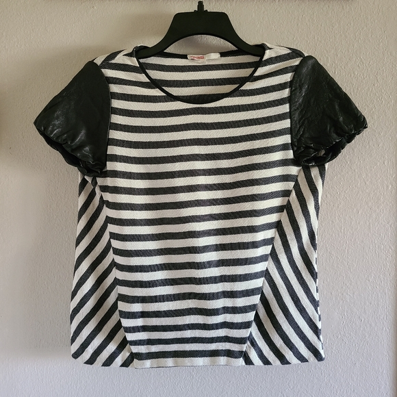 Maje Tops - Maje Black & White Striped Kangaroo Pouch Top